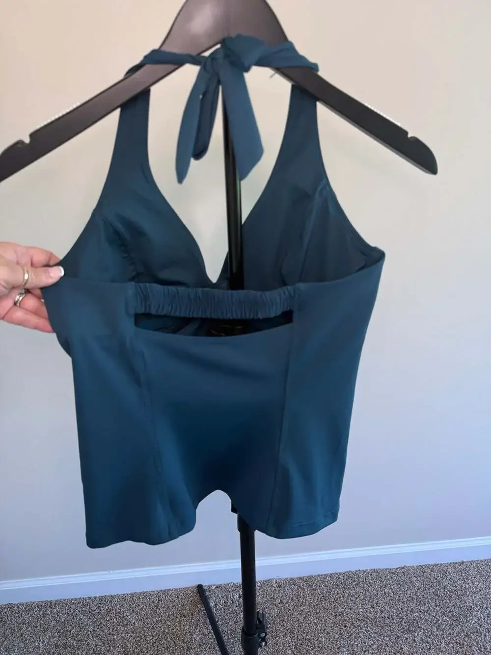 Athleta Sculpted Halter Tankini Swim Top‎ in Oceanic Teal, Size 34D/DD